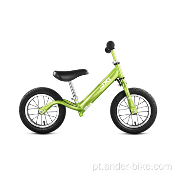 Mini bicicleta de equilíbrio de bebê empurrada